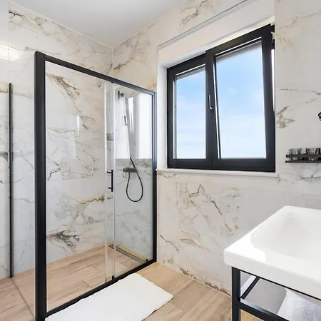 Amazing In With Sauna *