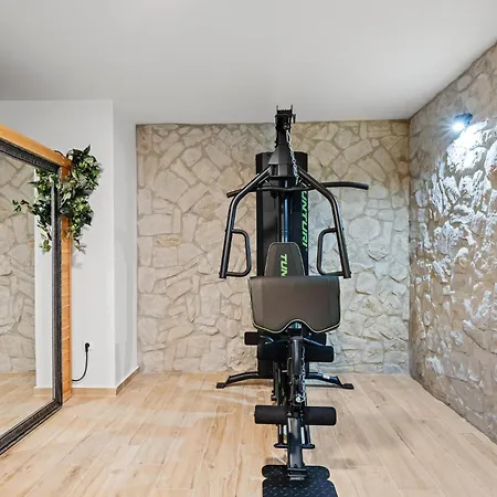 Amazing In With Sauna Vikendica Vodice