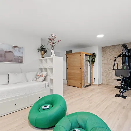 Vikendica Amazing In With Sauna