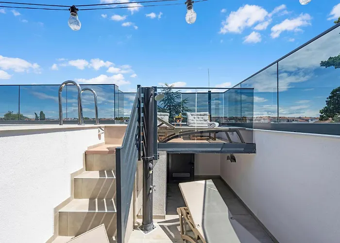 Amazing In With Sauna