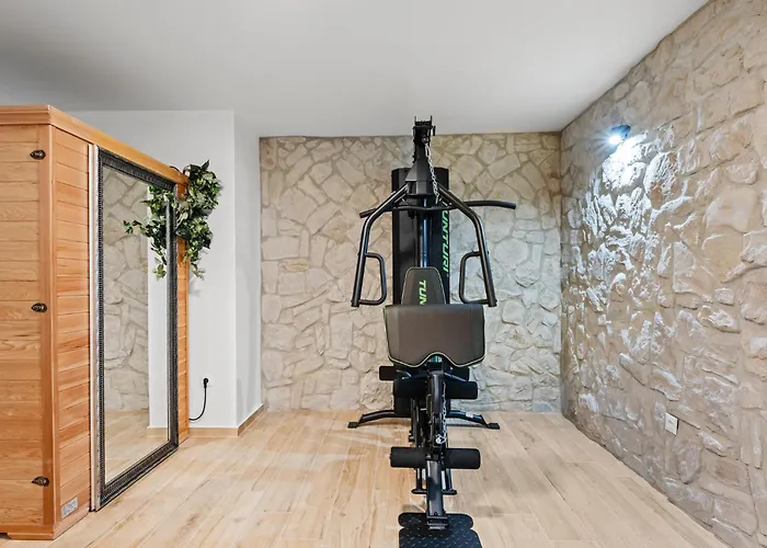 Amazing In With Sauna Feriehus Vodice