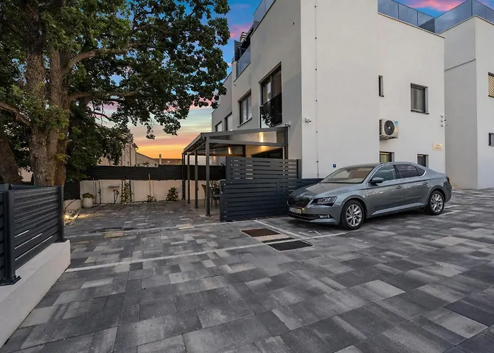 Amazing In With Sauna Prázdninový dům Vodice